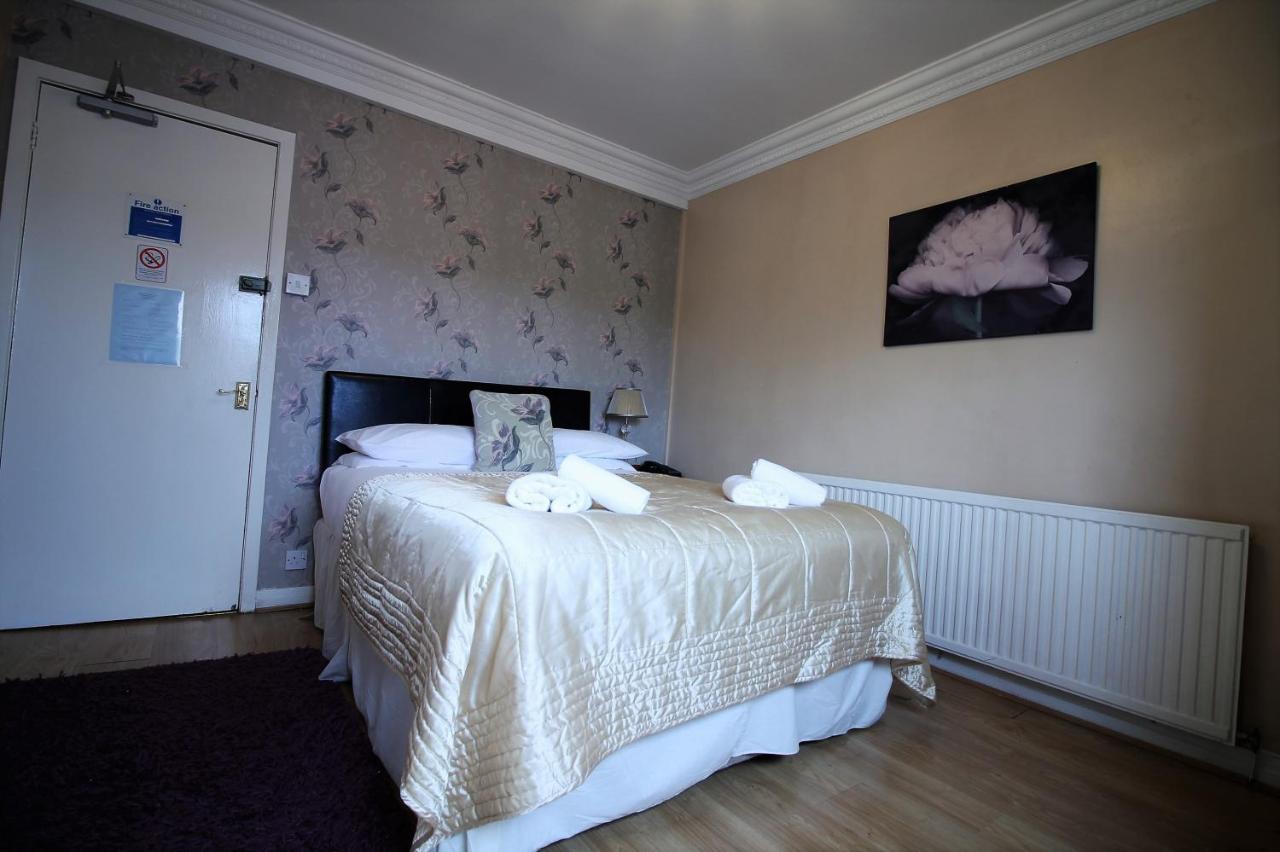 Fairway Hotel Батґейт Екстер'єр фото